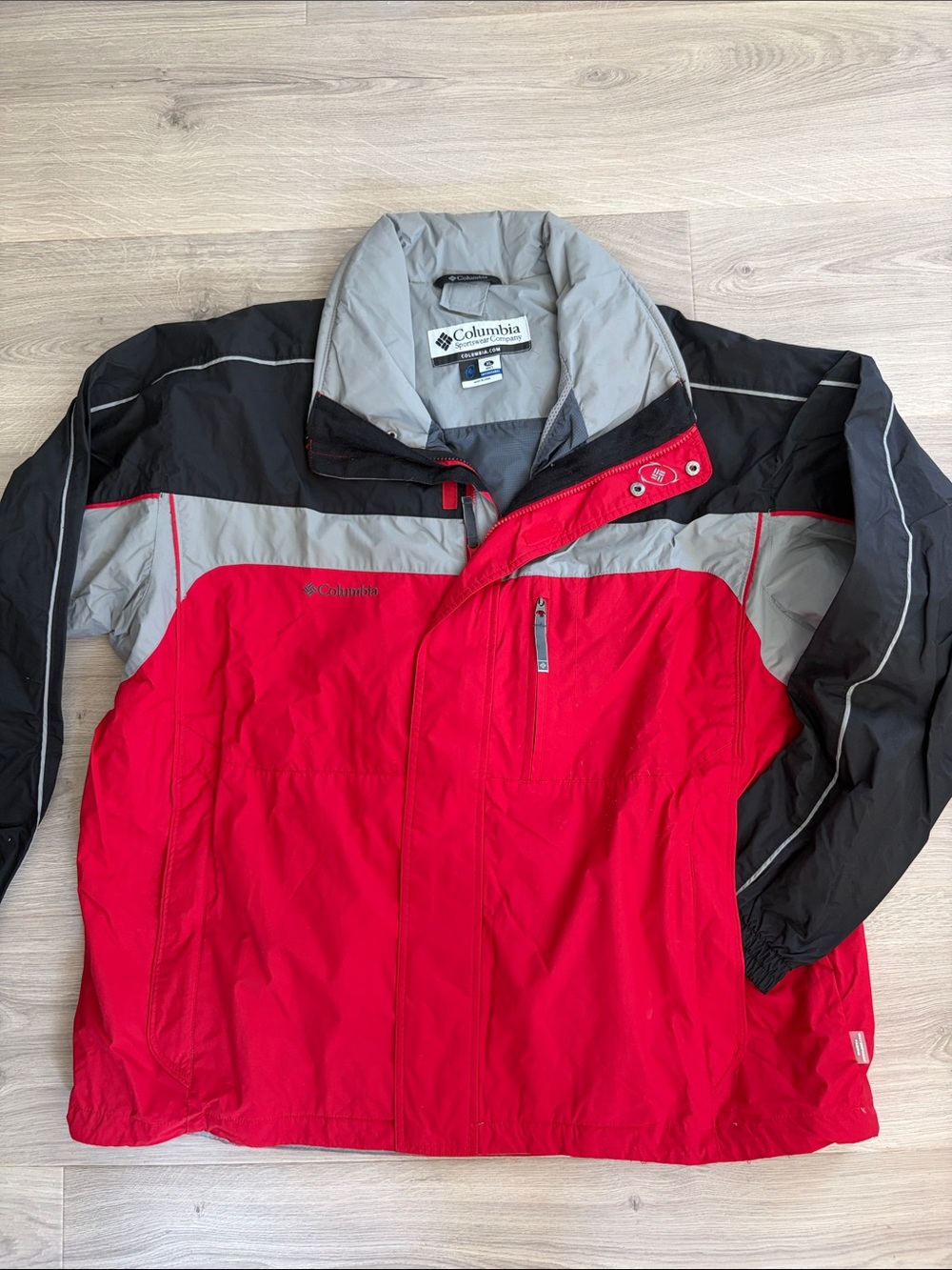 Columbia Men’s Red, Gray & Black Hooded Rain Jacket Size XL